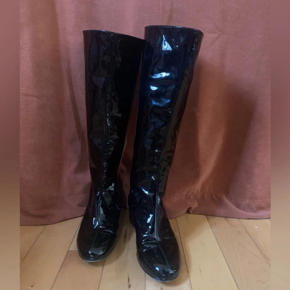Patent leather knee-high boots - Picture 2 of 6